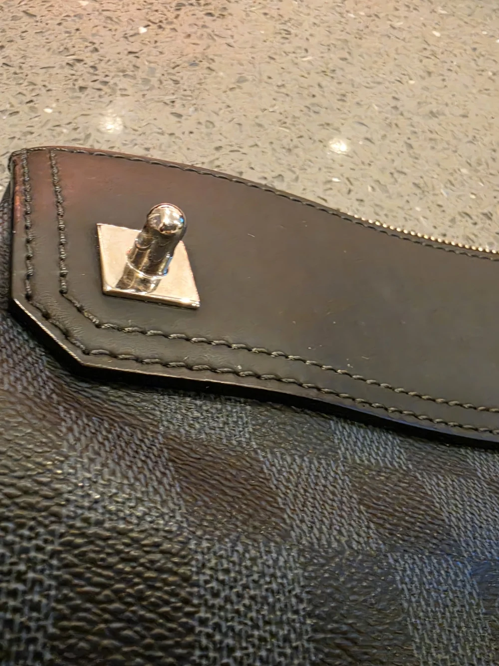 Louis Vuitton Damier Cobalt Greenwich Messenger Excellent/ Mint Condition